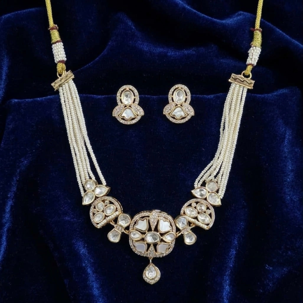 Meher Kundan Pearl Choker