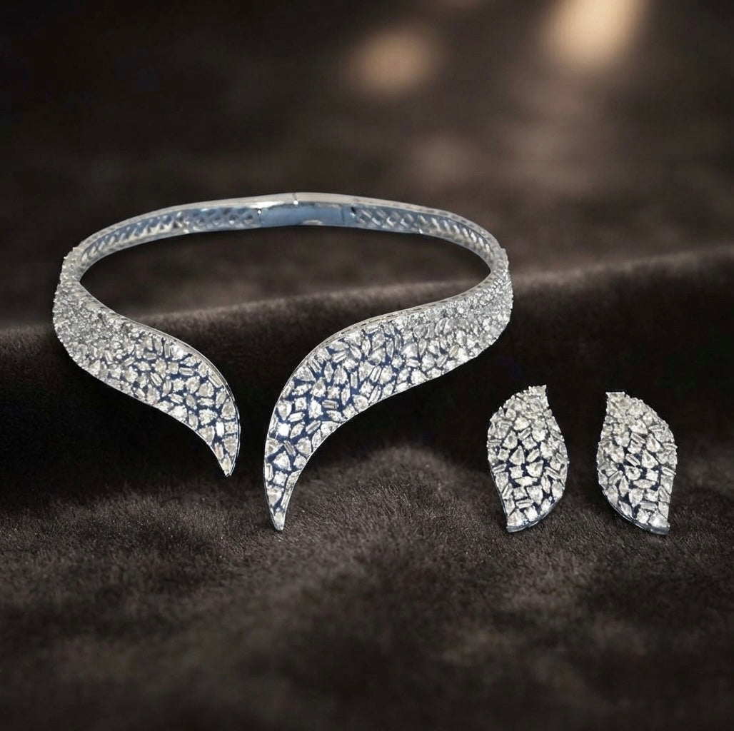 Celestial Hasli AD Necklace