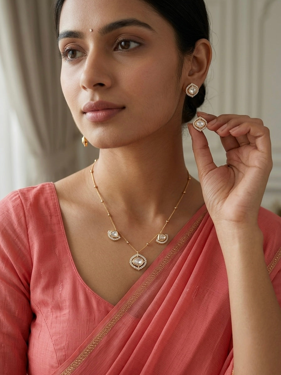 Nazakat Kundan Pendant