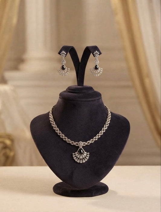 Royal Heirloom Victorian Set