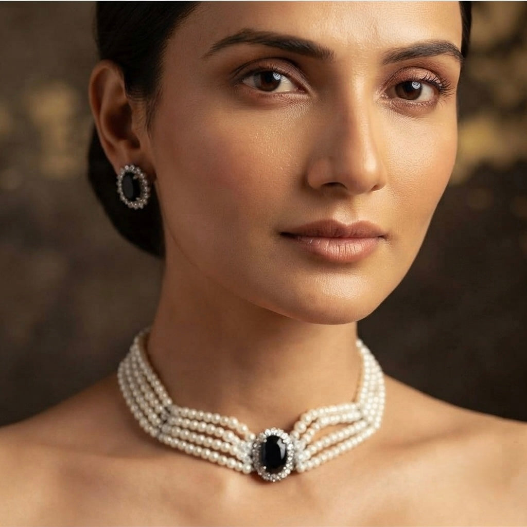 Diana’s Pearl Blue Choker