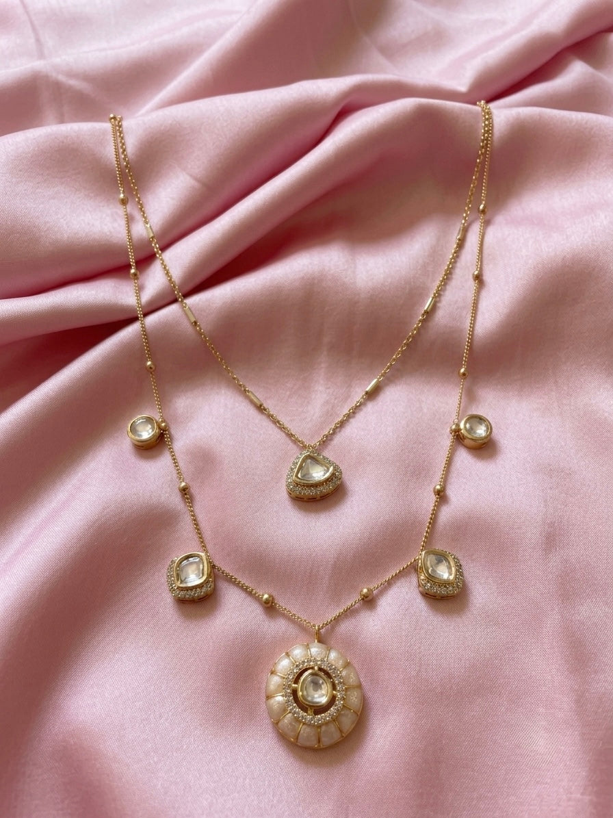 Riwaayat Kundan Pendant