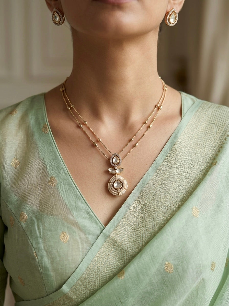 The imperial Moti Haar