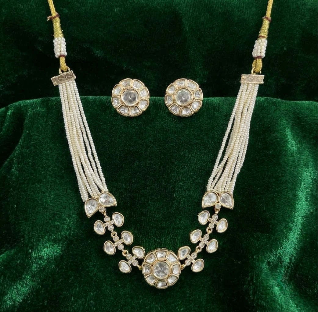 Gul-e-Kundan Pearl Choker