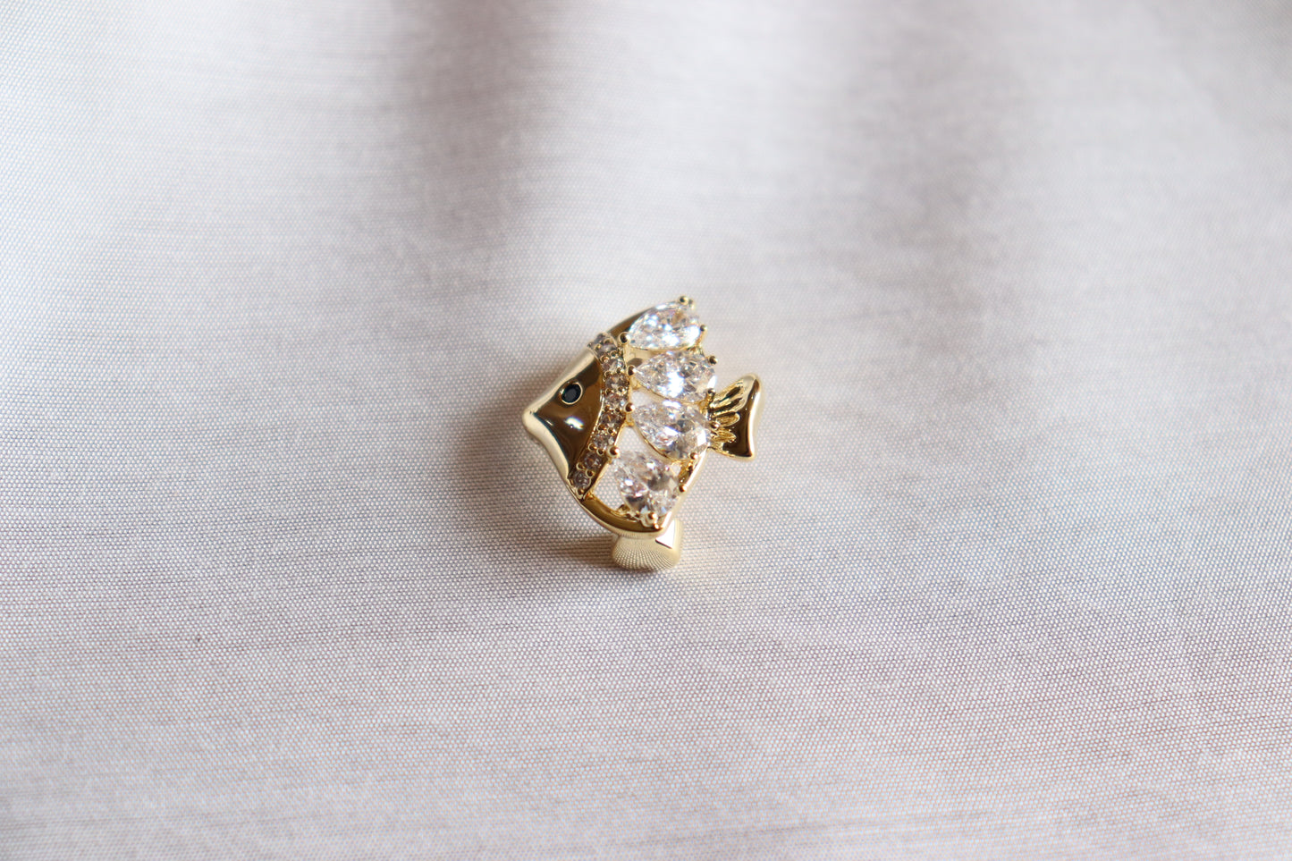Pisces Western Brooch