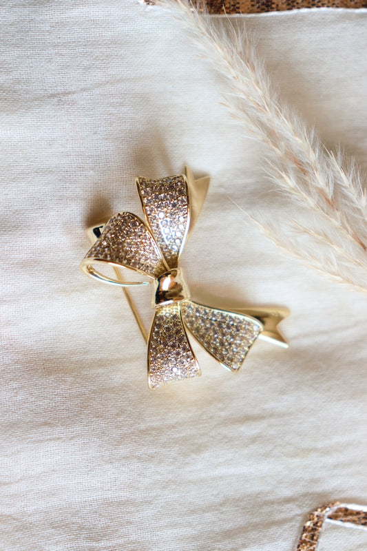 The Perfect Knot Brooch