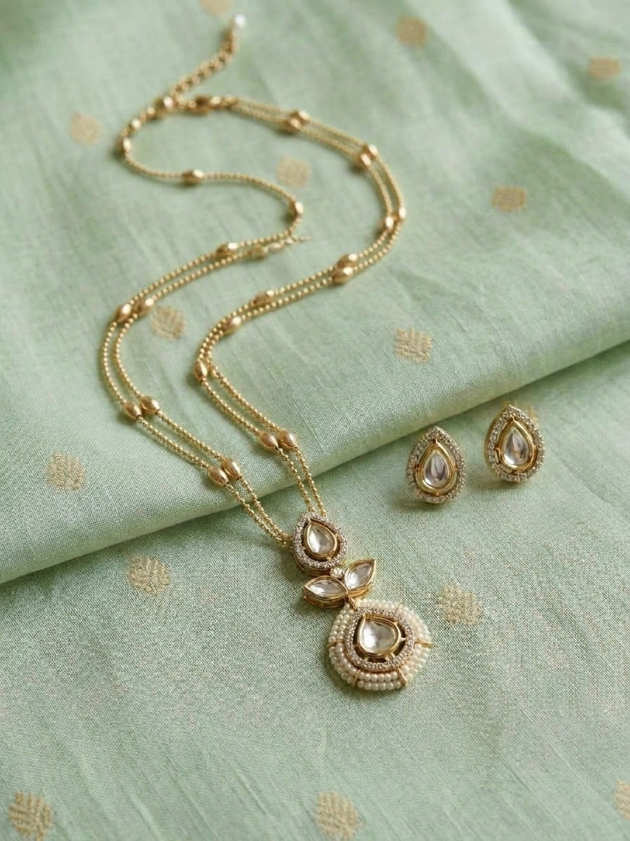 The imperial Moti Haar