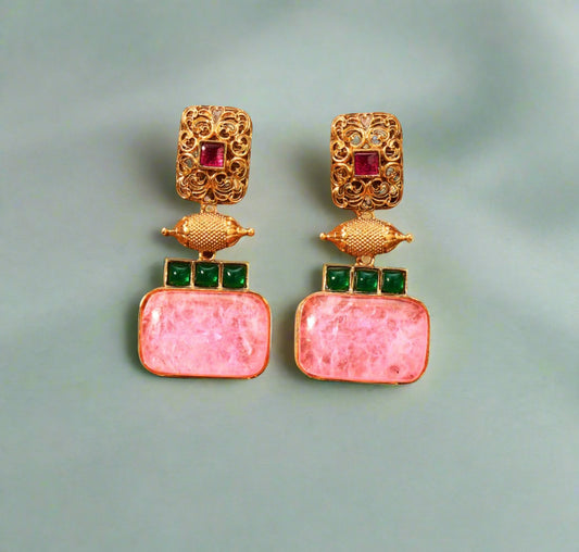 Antique Classic Earring With Gold Plating