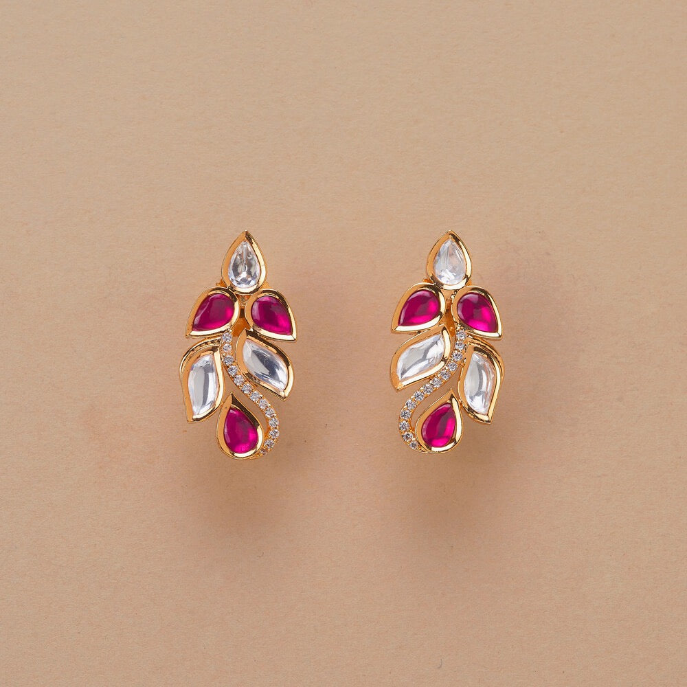 Kundan Leaf Shape Delicate Earring With Gold Plating