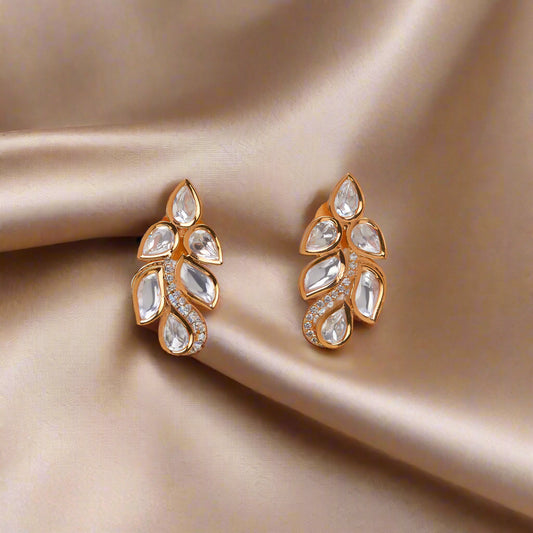 Kundan Leaf Shape Delicate Earring With Gold Plating
