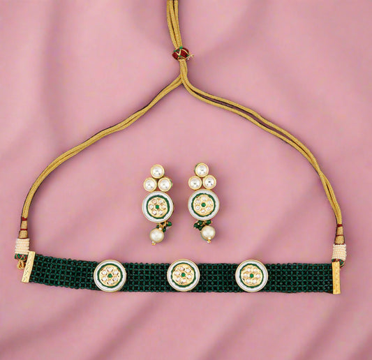 Maharani Aura Kundan Choker
