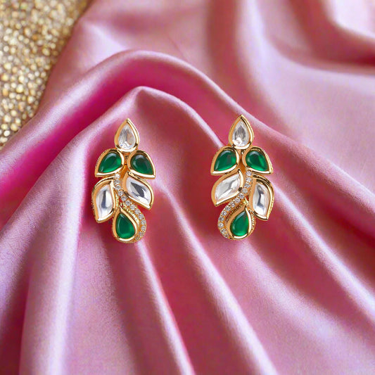 Green Kundan Leaf Shape Delicate Earring With Gold Plating