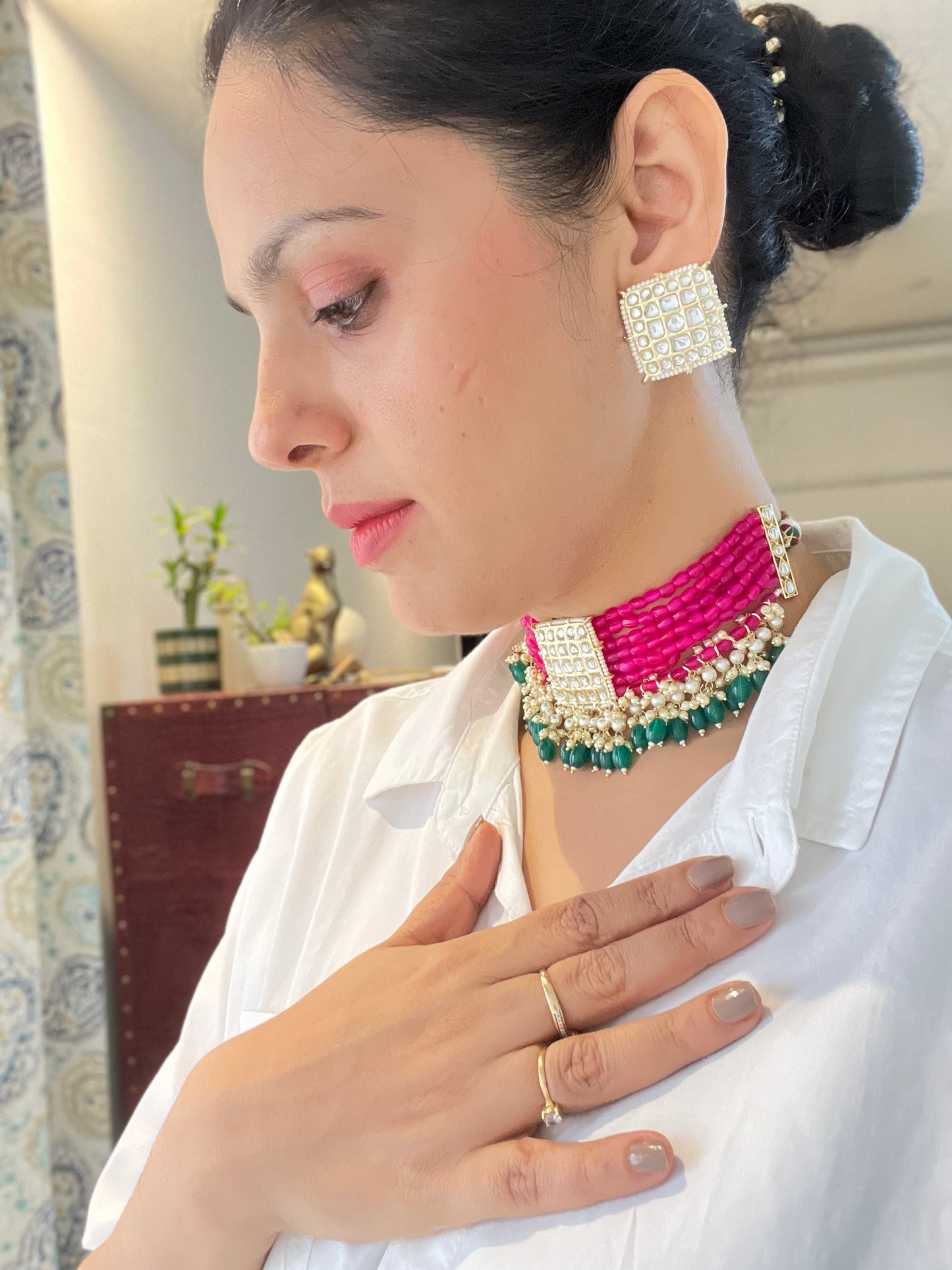 Arista- Indo Western pink and green Beads Necklace