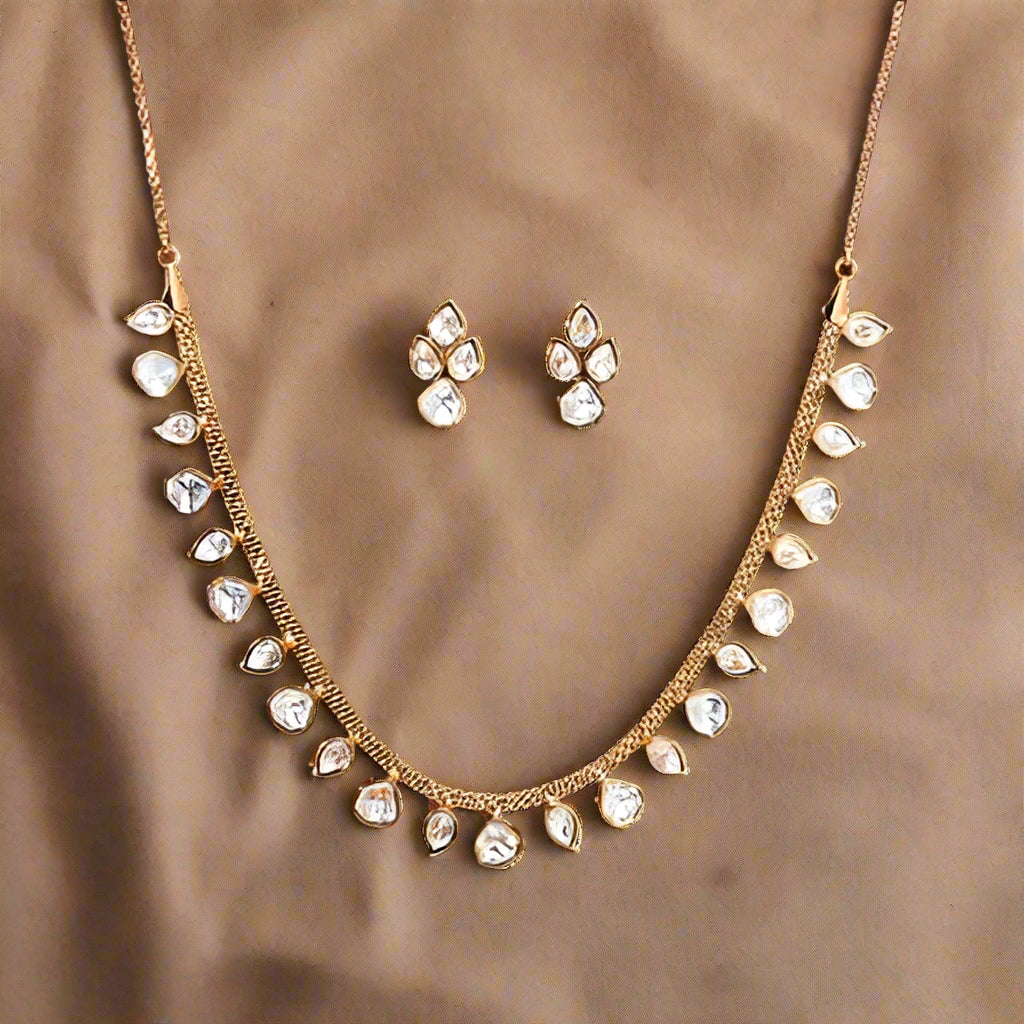 Surya Prabha Kundan Set