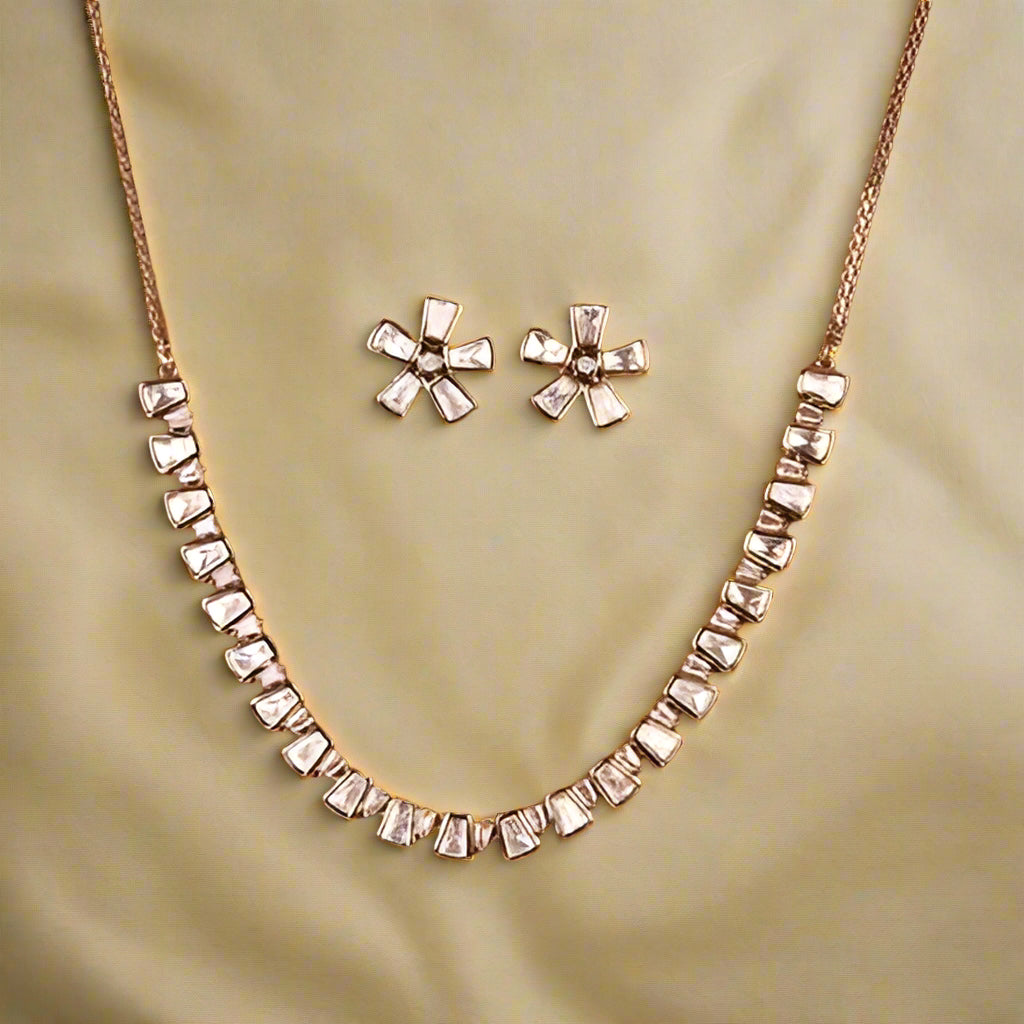 Sunehri Sitara Kundan Haar