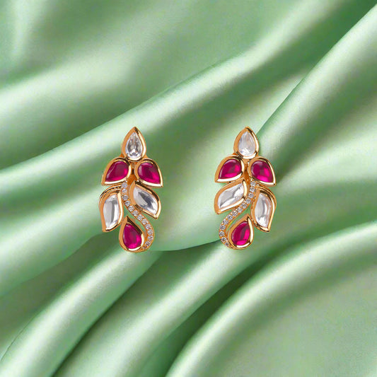 Kundan Leaf Shape Delicate Earring With Gold Plating