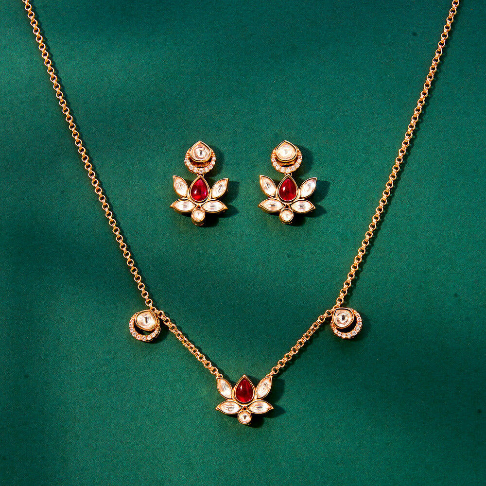 Padma Ratna Kundan Delicate Necklace